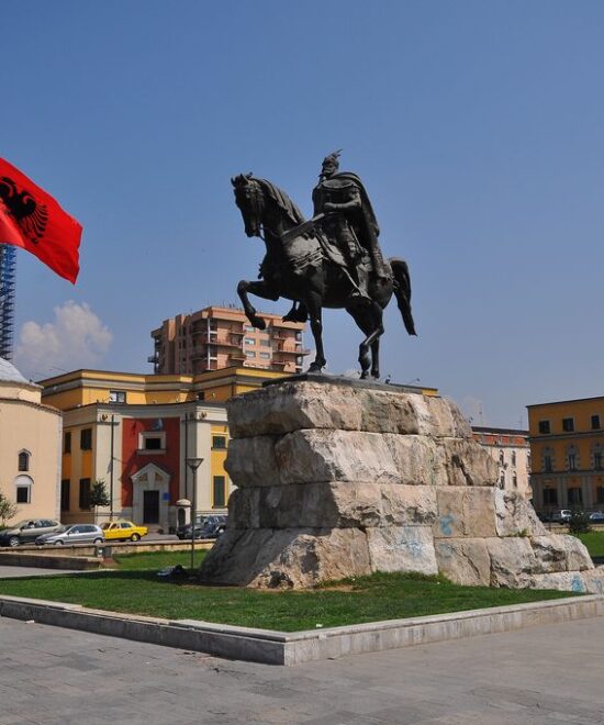 Tirana Hub Tour: 5-Day Albania Itinerary & Travel Guide